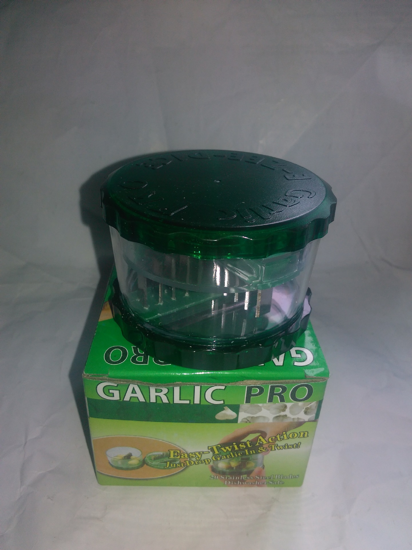 Transparent Garlic Peeler - Kitchen Essential Gadget - Image 3